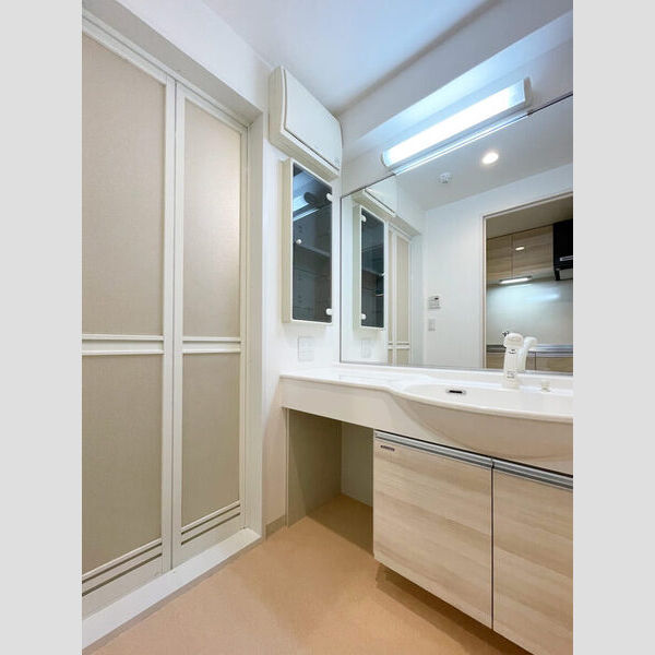 オークスURAWA402号室 洗髪洗面化粧台