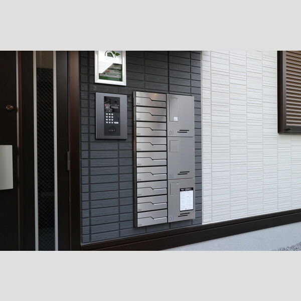 Dear Life301号室 宅配ボックス