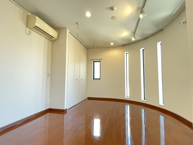 ラ・メゾン・ラデューズⅡ リビング