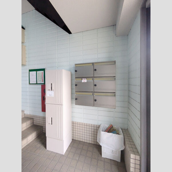 ロイトン　Ⅰ 集合ポスト・宅配ボックス