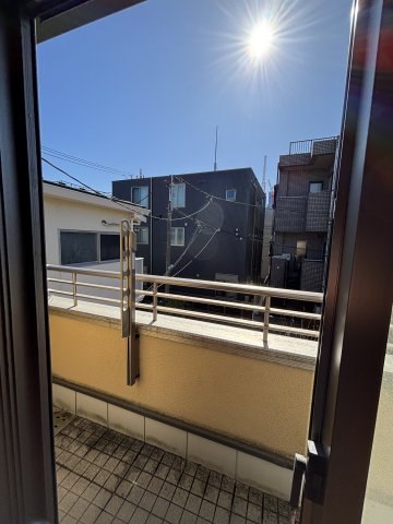 Ｕテラスハウス101号室 陽当たり良好なバルコニーです♪