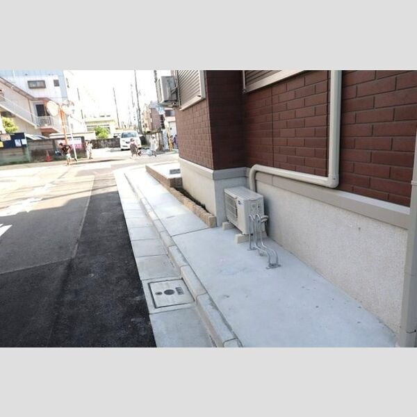 メゾンドシェリール 駐輪場