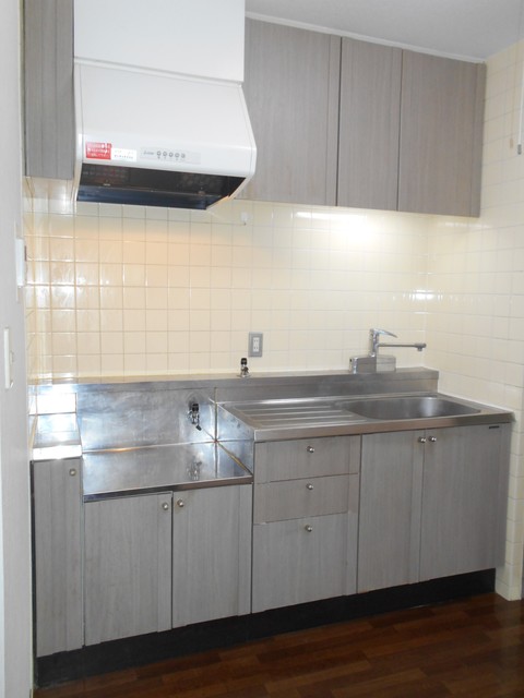 鵜野森グリーンヒルズA403号室 キッチン