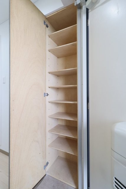 ハイツ若草2階 靴入