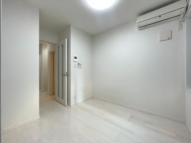 Ｍｅｉｎｅ　Ｂｕｒｇ2階 同建物別部屋の参考画像