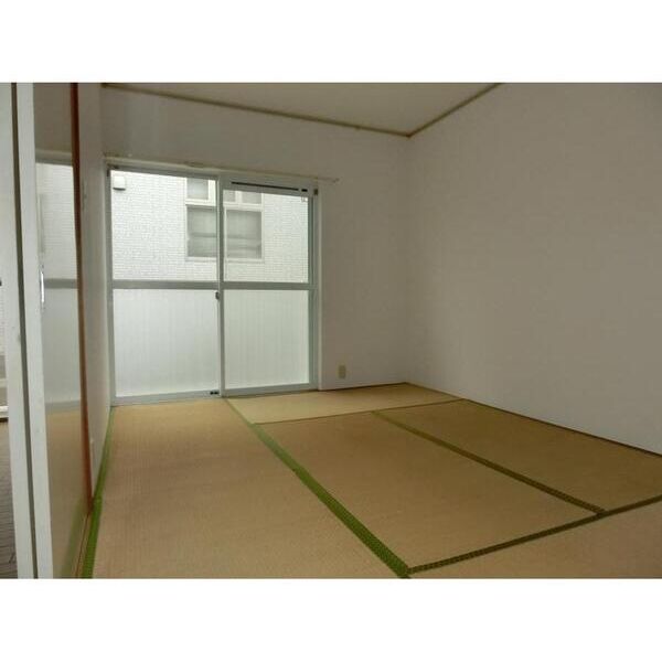 エステートピアグレイス202号室 リビング