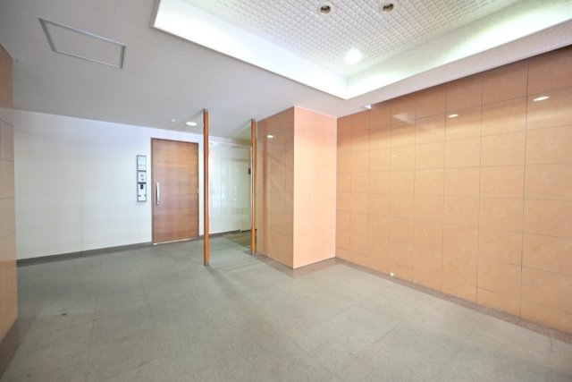 Ｔ’ｓ　garden六郷土手2階 エントランス