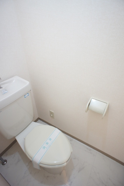 ソイ・コート幕張0105号室 もちろんバス・トイレ別