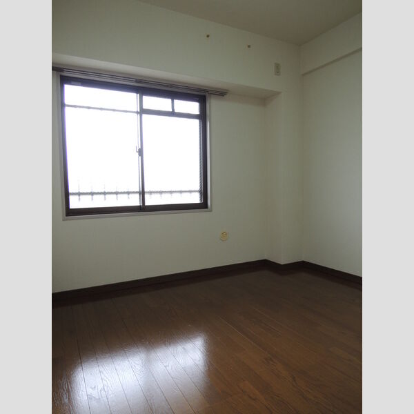 プルニエール大泉学園302号室 洋室6帖