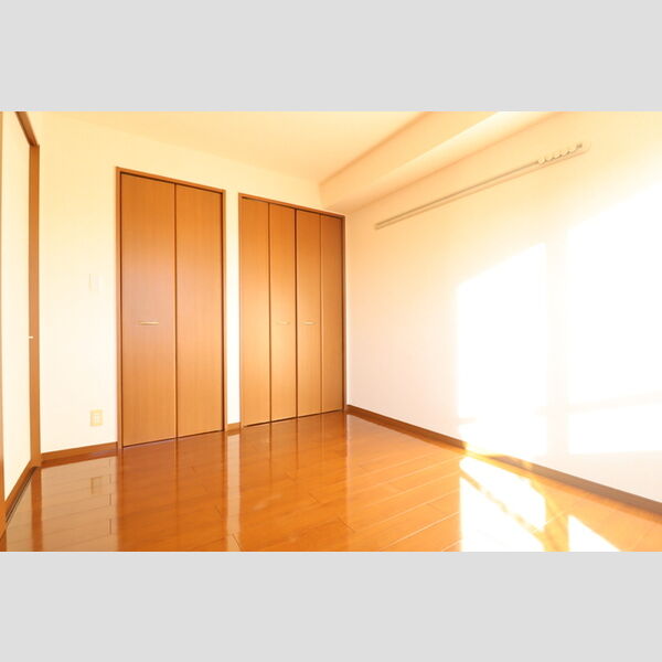 カームヒルズ　D202号室 南側洋室