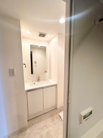 プライムアーバン武蔵小杉comodo705号室 参考写真（別部屋フルリニューアル時）