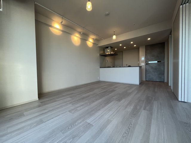 プライムメゾン千葉新町1001号室 リビング