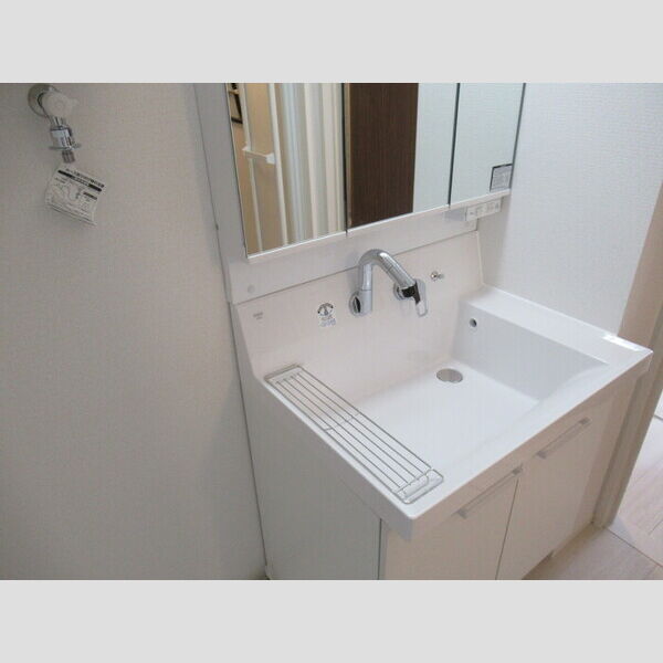 KT 5th312号室 洗髪洗面化粧台