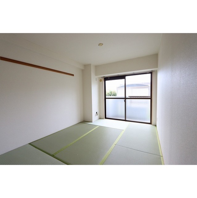 カサグランデ湘南101号室 和室