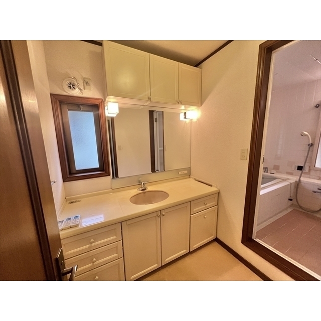 尾山台スクウェア B棟 内観