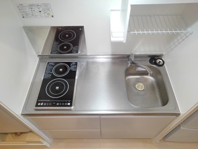 クレイノＦＯＲＥＴⅢ204号室 キッチン