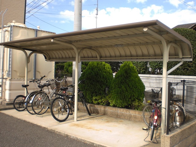 レオパレスパムグラネット206号室 駐輪場