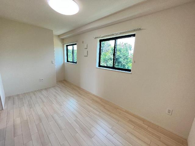 ヴェールコリーヌⅢ 洋室