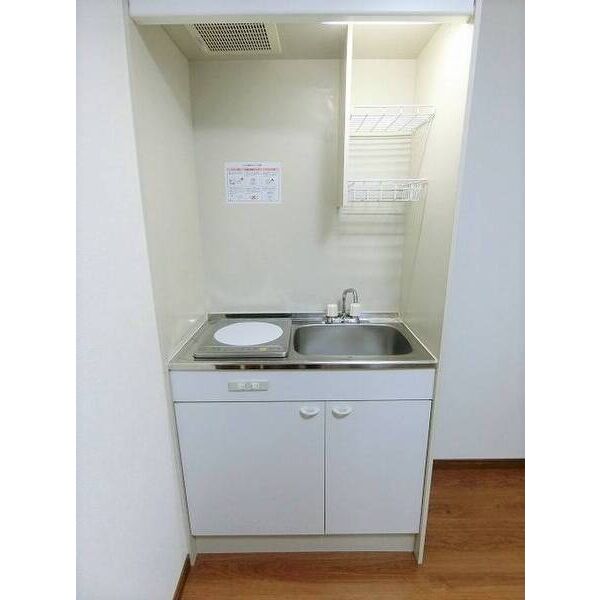 センターパーク北小金0102号室 キッチン