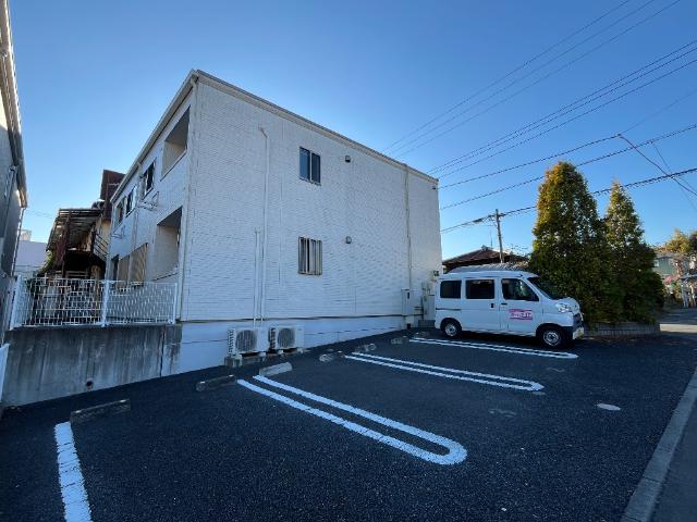 エルフォーラ 外観写真（昼）