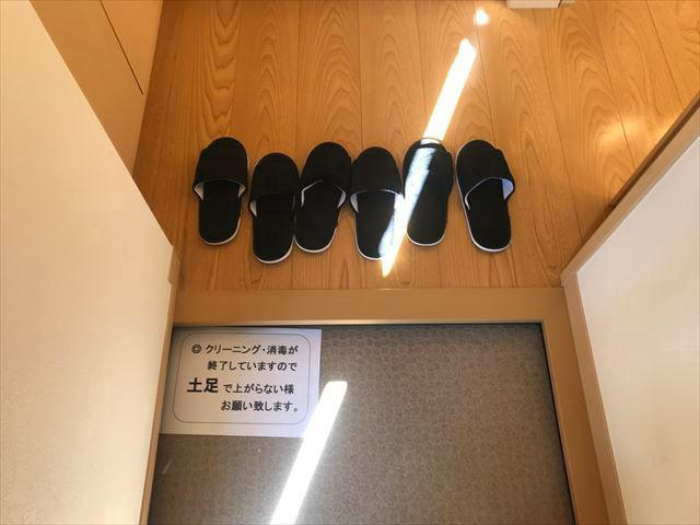 プリムローズＢ1階 玄関