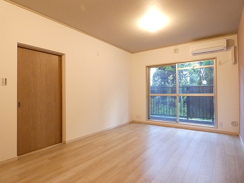 南六郷ハイツ1階 リビング・ダイニング（別角度）