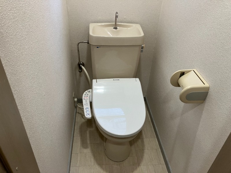 ホワイトウイング1階 トイレ