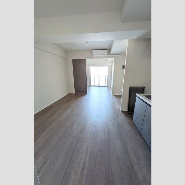 ロイジェント潮見0711号室 リビング