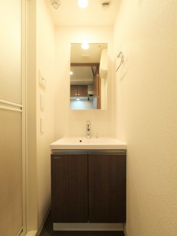 ラフィスタ横浜阪東橋Ⅱ5階 同建物別部屋の参考画像