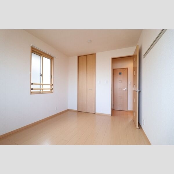 Ferme302号室 洋室　6帖