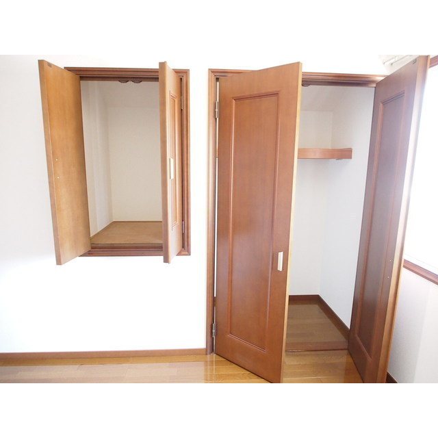 小杉邸ⅡA号室 豊富な収納力も魅力です