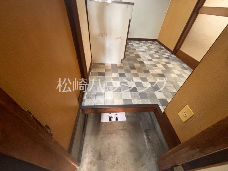 ウエダハイム1階 玄関