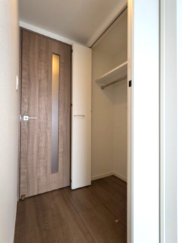 ケイディーエックスレジデンス原木中山0217号室 収納