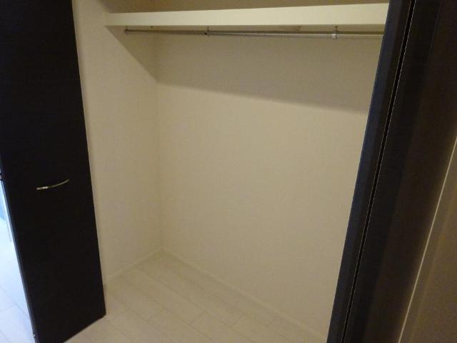 プレシャス202号室 収納