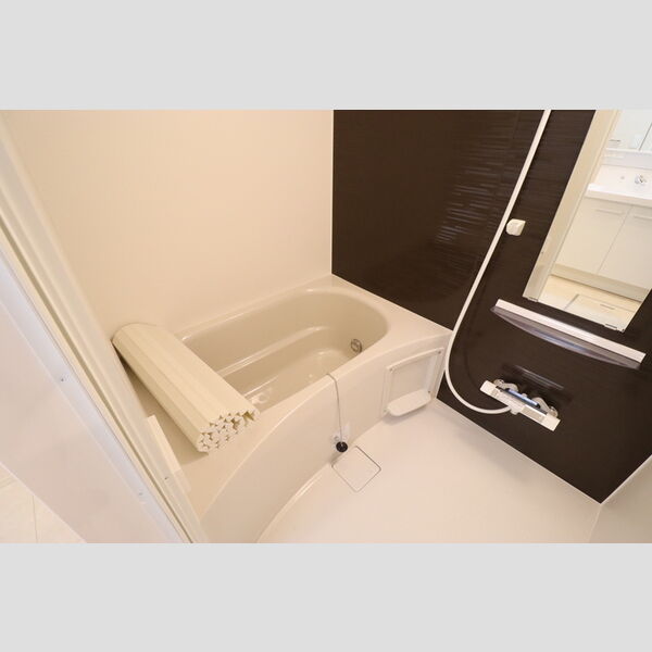 セレブレイト本城 バス