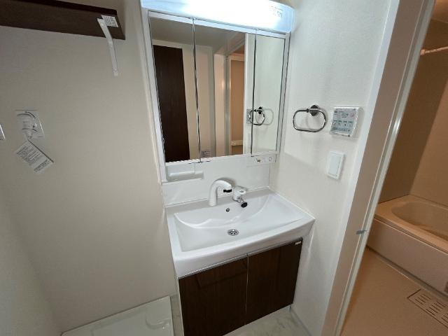 ディモーラ103号室 洗濯機置場