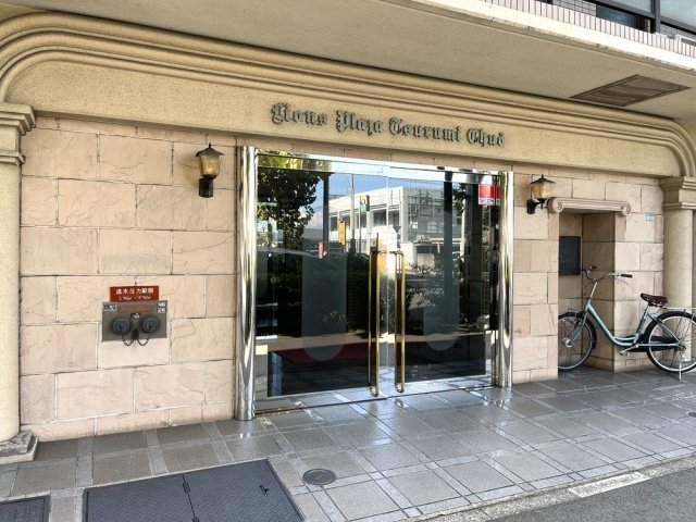 ライオンズプラザ鶴見中央3階 エントランス