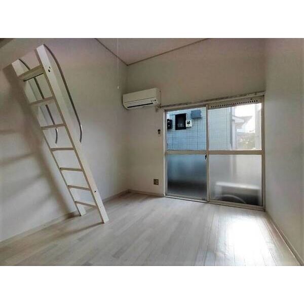 ジュネパレス新検見川第01 リビング