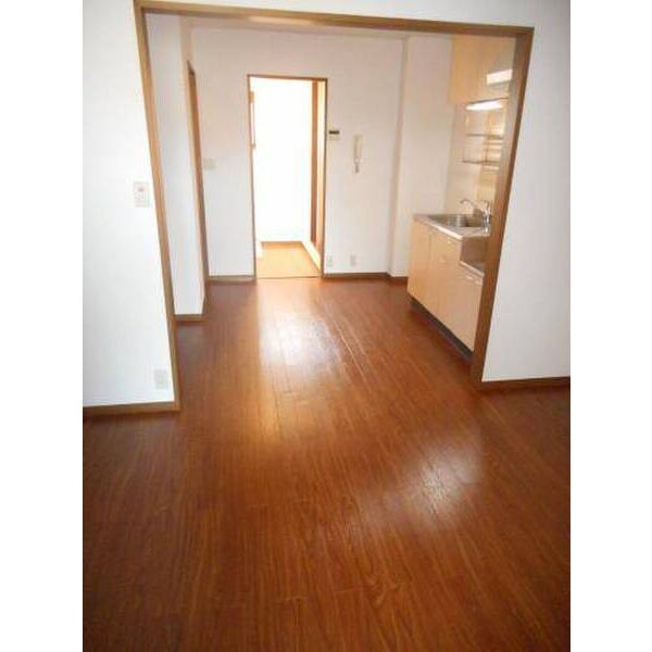 オメガスクエア リビング