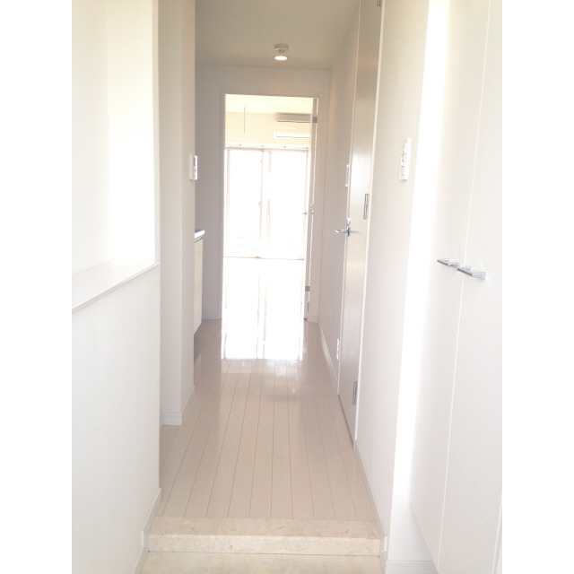 プレール・ドゥーク東雲104号室 内観