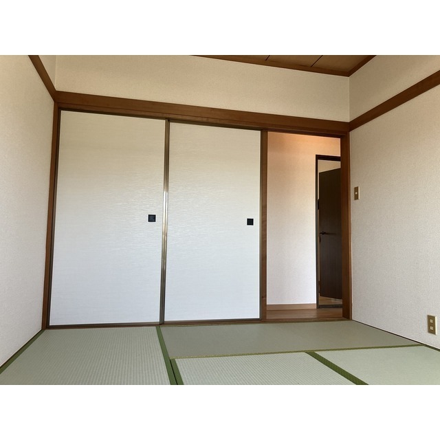レイクヒル 内観