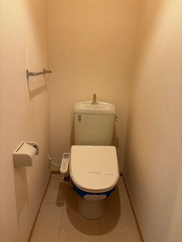 ジェノヴィア原木中山1階 トイレ
