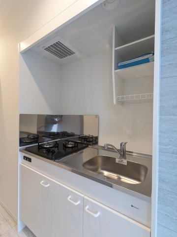 エスビーメゾン南鳩ヶ谷0201号室 キッチン