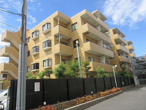 ライオンズマンション市川第７の外観画像