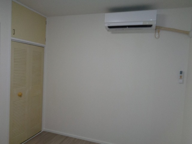 ローズアパート(Q-035) リビング