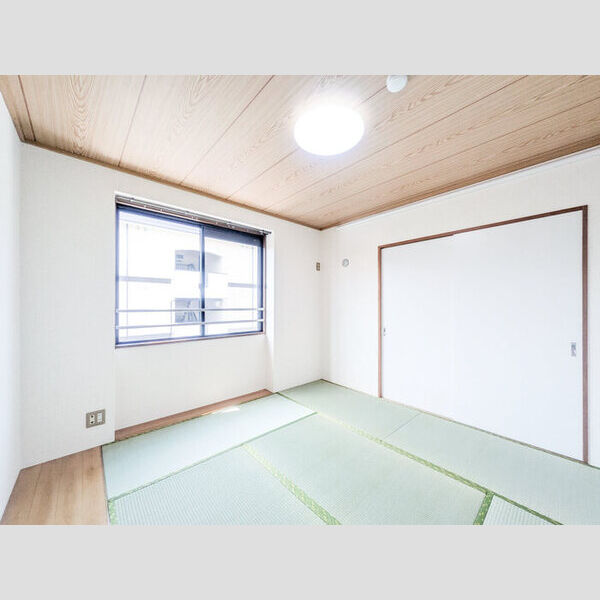 ピュアコート　(1)壱番館202号室 和室