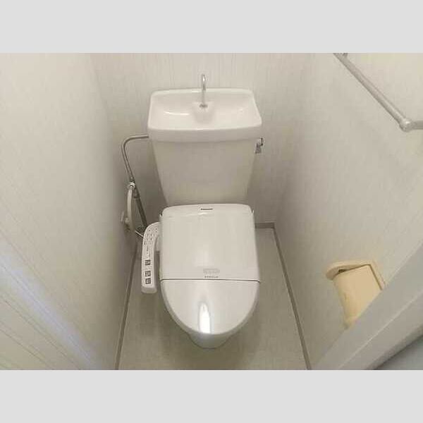 フォレストヴィラ北斗110号室 トイレ