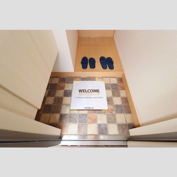 リトルアイランドⅢ203号室 玄関