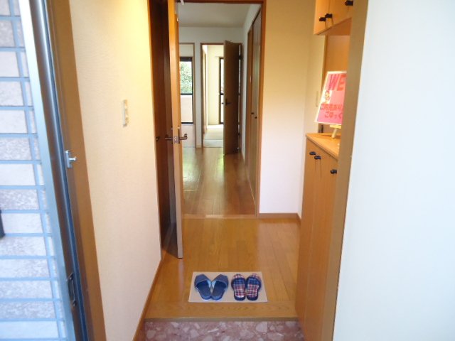 ロジュマンⅡ 玄関