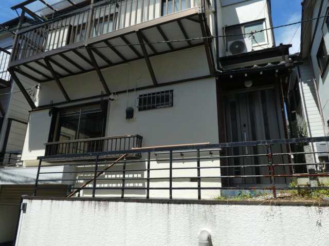 シャトー原木中山戸建ての外観画像